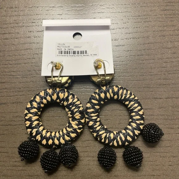 Earrings - Picture 2 of 3